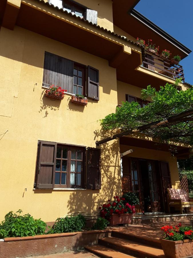 Mansarda Fiorita Bed & Breakfast Abatemarco Ngoại thất bức ảnh