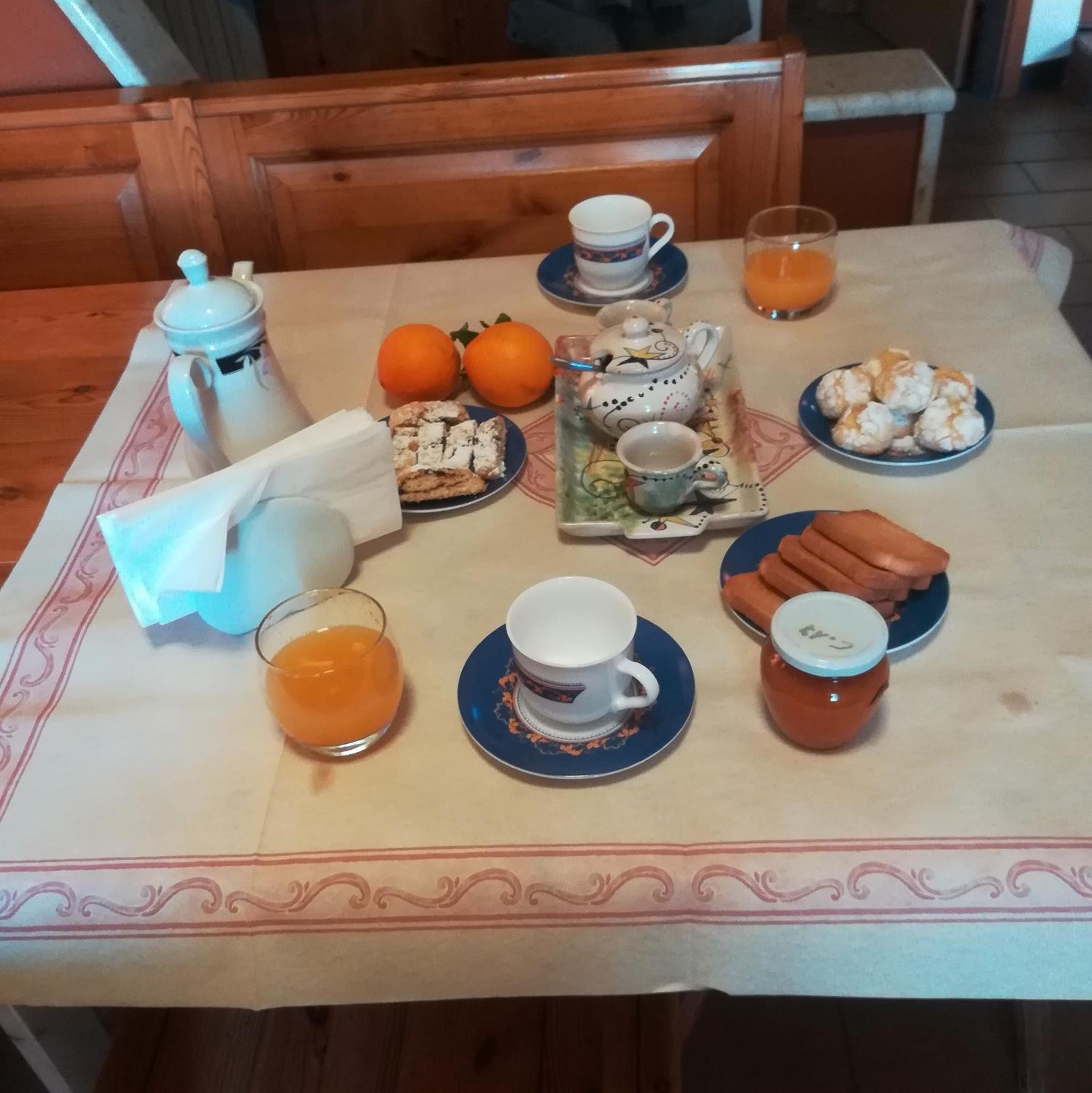 Mansarda Fiorita Bed & Breakfast Abatemarco Ngoại thất bức ảnh