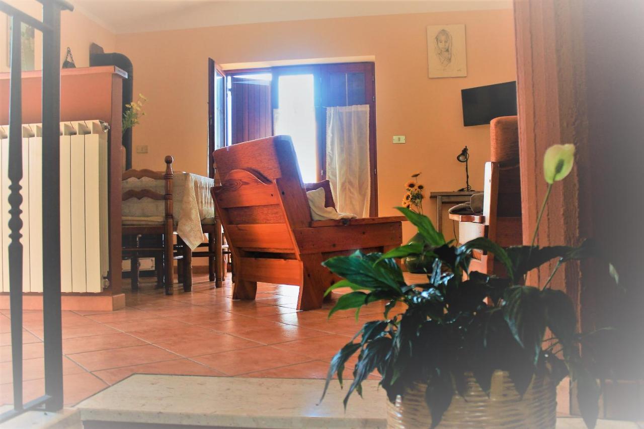 Mansarda Fiorita Bed & Breakfast Abatemarco Ngoại thất bức ảnh
