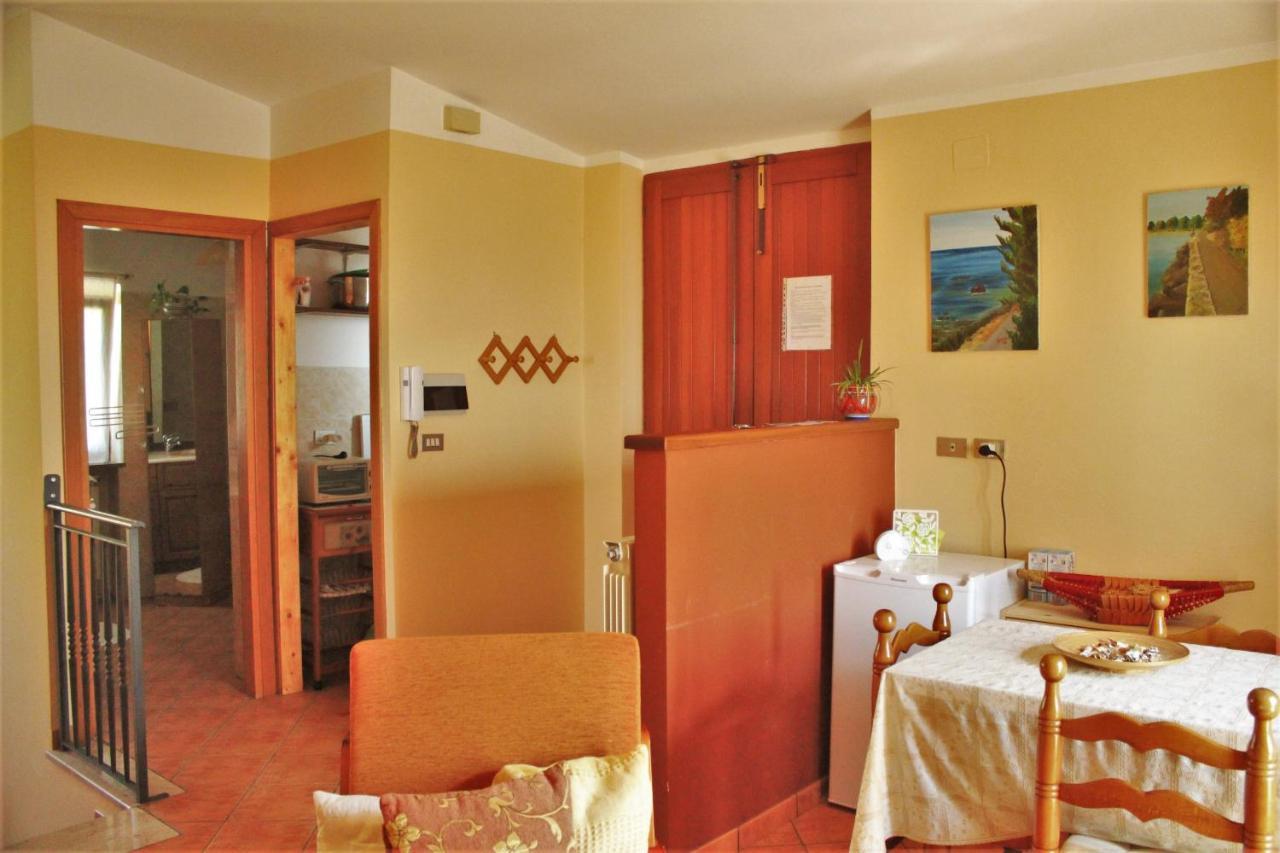 Mansarda Fiorita Bed & Breakfast Abatemarco Ngoại thất bức ảnh