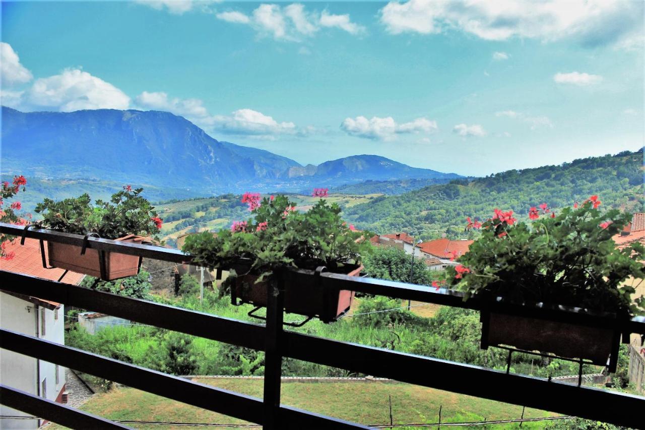 Mansarda Fiorita Bed & Breakfast Abatemarco Ngoại thất bức ảnh