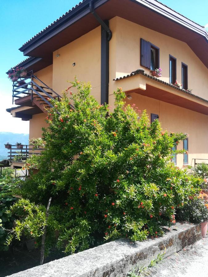 Mansarda Fiorita Bed & Breakfast Abatemarco Ngoại thất bức ảnh